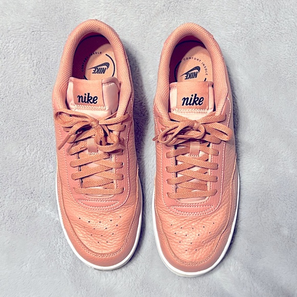 Nike Court Vintage Premium Sneaker | Pink | 9.5 - Picture 3 of 9